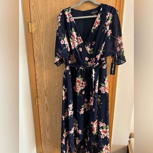NWT Jessica Howard Womens Floral V Neck Midi Dress size 14W - Picture 2 of 4